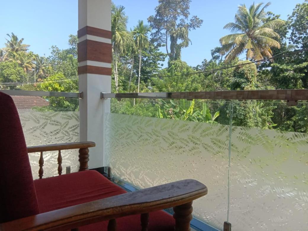 Dayout Regency Alappuzha Kültér fotó